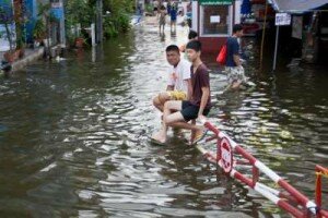 wpid-ezdili_mi_vchera_na_sever_bangkoka_k_aeroportu_don_miang_.jpg