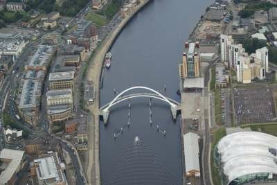 Gateshead Millennium Bridge Gateshead Millennium Bridge