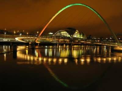 Gateshead Millennium Bridge Gateshead Millennium Bridge