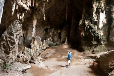 Символ Краби - пещера у Кхао Кханап Нам