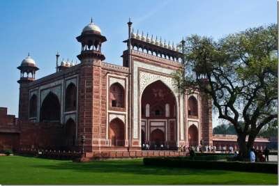 Прогулка по Тадж Махалу