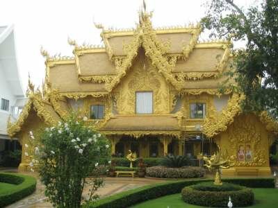 Белый храм Wat Rong Khun