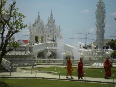 Белый храм Wat Rong Khun
