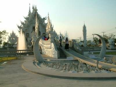 Белый храм Wat Rong Khun