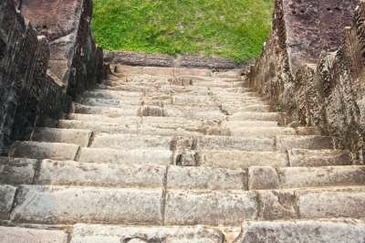 Ангкор Ват — древнее наследие кхмеров Ангкор Ват — древнее наследие кхмеров