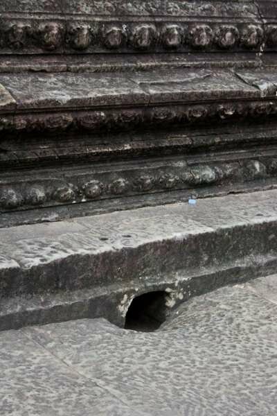 Ангкор Ват — древнее наследие кхмеров Ангкор Ват — древнее наследие кхмеров