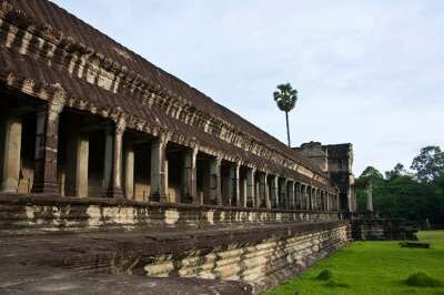 Ангкор Ват — древнее наследие кхмеров Ангкор Ват — древнее наследие кхмеров