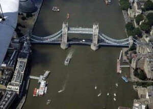 wpid-strongtauerskii_moststrong_tower_bridge__odin_iz_glavni.jpg