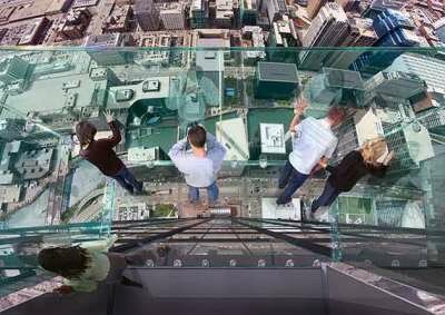 Небоскреб Willis Tower (Sears Tower) Небоскреб Willis Tower (Sears Tower)