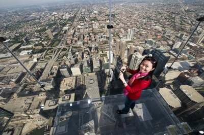 Небоскреб Willis Tower (Sears Tower) Небоскреб Willis Tower (Sears Tower)