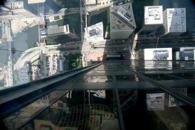 Небоскреб Willis Tower (Sears Tower) Небоскреб Willis Tower (Sears Tower)