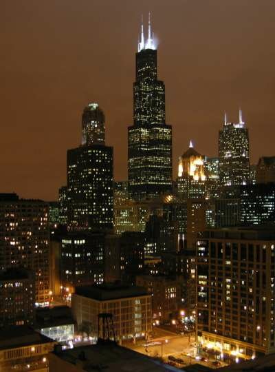 Небоскреб Willis Tower (Sears Tower) Небоскреб Willis Tower (Sears Tower)