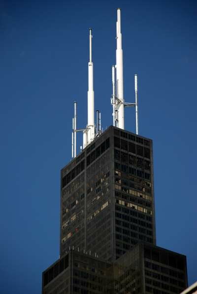 Небоскреб Willis Tower (Sears Tower) Небоскреб Willis Tower (Sears Tower)