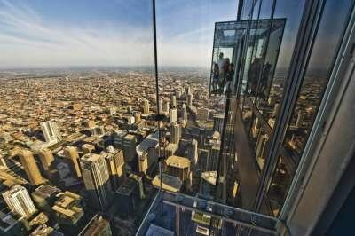 Небоскреб Willis Tower (Sears Tower) Небоскреб Willis Tower (Sears Tower)