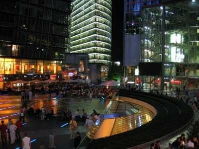 Sony Center в Берлине Sony Center в Берлине