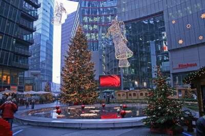 Sony Center в Берлине Sony Center в Берлине