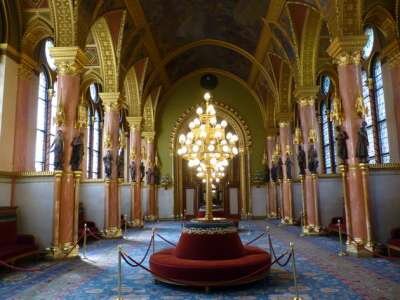 Здание парламента Венгрии