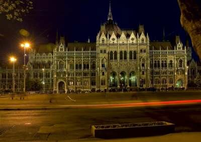 Здание парламента Венгрии