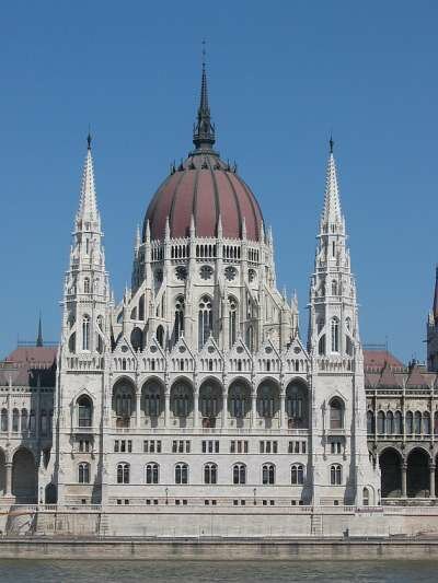 Здание парламента Венгрии